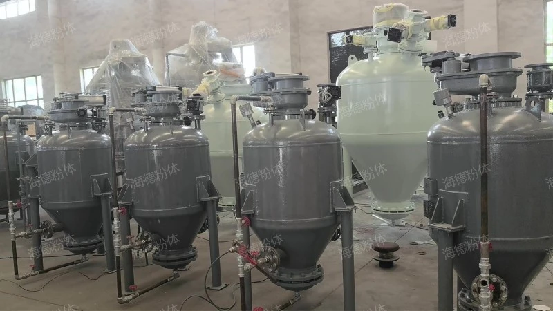 Mobile pneumatic conveying pump