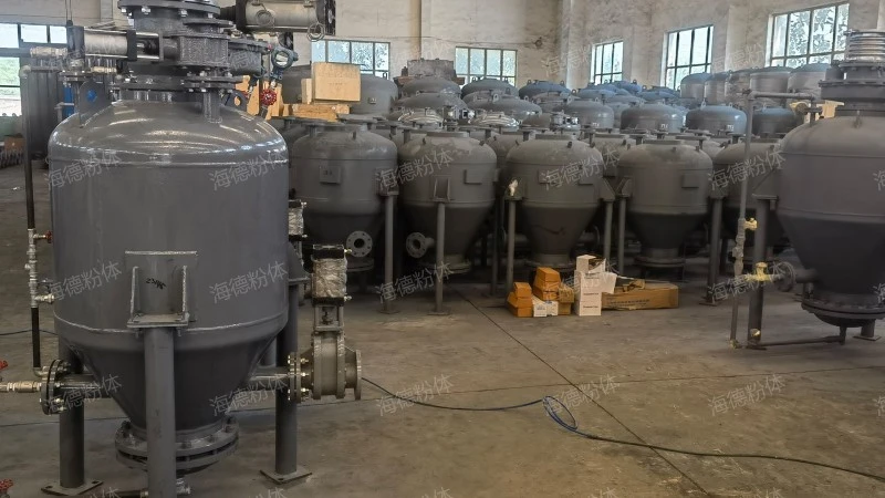 HDF type pneumatic ash conveying bin pump