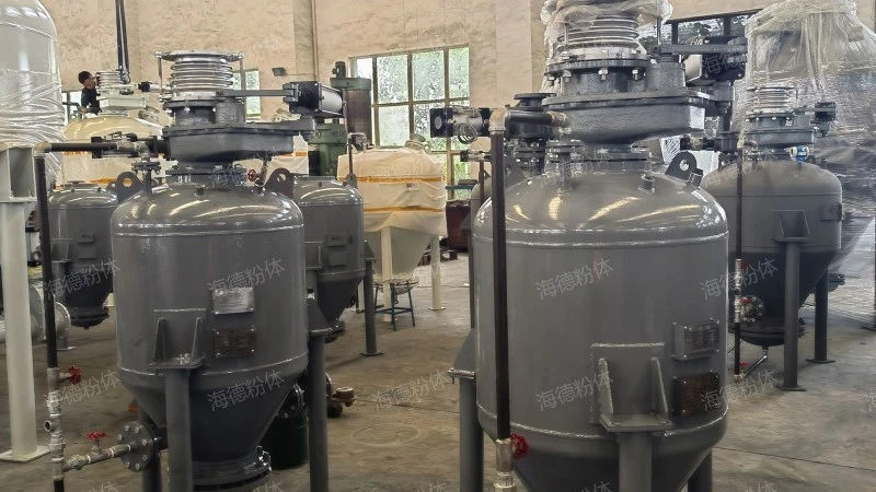 Pulse type warehouse conveying pump
