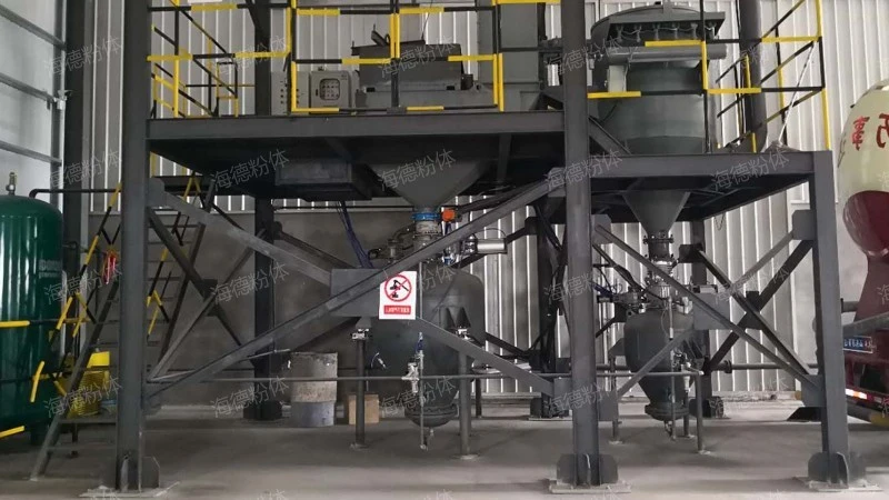 Weighing pneumatic conveying bin pump
