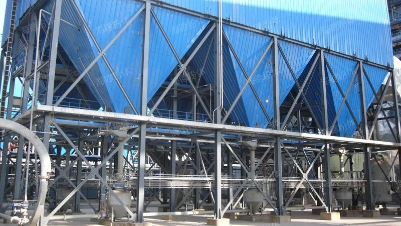 Continuous powder conveying pump